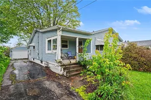 520 Sunset Dr, Hubbard, OH 44425 - Photo 15