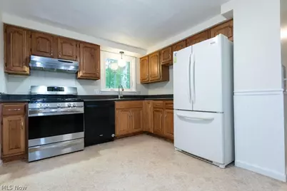 3670 Sea Ray Cove, Aurora, OH 44202 - Photo 7