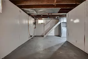 1379 Maryland Ave SW, Canton, OH 44710 - Photo 21