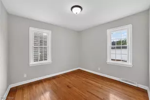 10204 McCracken Blvd, Garfield Heights, OH 44125 - Photo 15