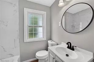 10204 McCracken Blvd, Garfield Heights, OH 44125 - Photo 13