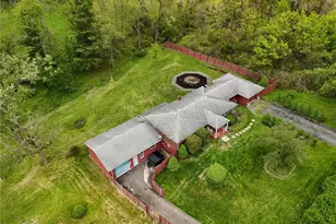 120 Bonnie Beth Dr, Wellsburg, WV 26070 - Photo 9