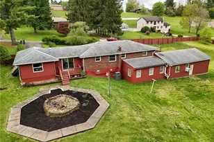 120 Bonnie Beth Dr, Wellsburg, WV 26070 - Photo 3