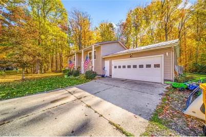 7435 Glenwood Road, Conneaut, OH 44030 - Photo 3