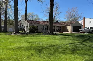 254 Vinewood Dr, Avon Lake, OH 44012 - Photo 3