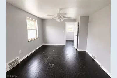 20980 Priday Avenue, Euclid, OH 44123 - Photo 13