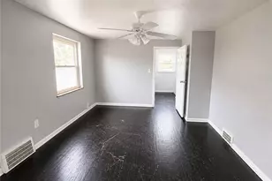 20980 Priday Ave, Euclid, OH 44123 - Photo 13