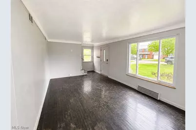 20980 Priday Avenue, Euclid, OH 44123 - Photo 7