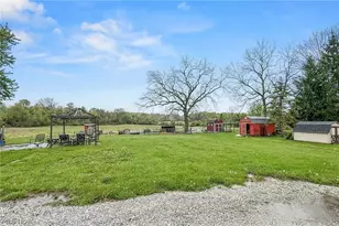 323 Seville Rd, Wadsworth, OH 44281 - Photo 31