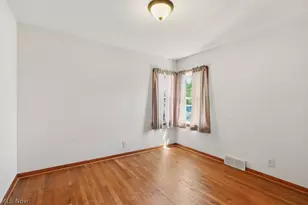 125 Meadowlane Rd, Green Hills, OH 44131 - Photo 19
