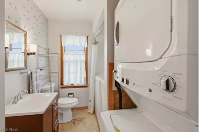125 Meadowlane Road, Green Hills, OH 44131 - Photo 15