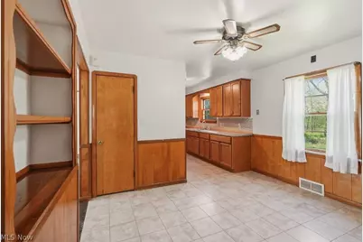 125 Meadowlane Road, Green Hills, OH 44131 - Photo 7