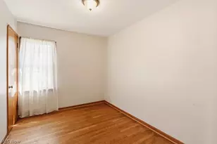 125 Meadowlane Rd, Green Hills, OH 44131 - Photo 13