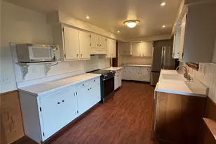 1034 N Pasadena Ave, Elyria, OH 44035 - Photo 23