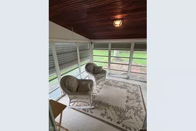 1034 N Pasadena Avenue, Elyria, OH 44035 - Photo 11