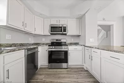 260 W Washington Street, Alliance, OH 44601 - Photo 5