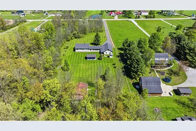 16715 Nauvoo Road, Middlefield, OH 44062 - Photo 35