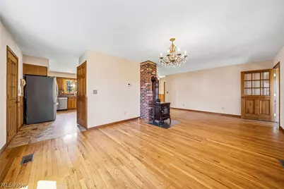 16715 Nauvoo Road, Middlefield, OH 44062 - Photo 7