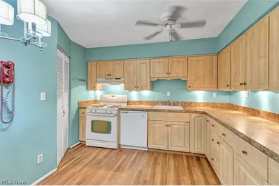 4179 Columbia Road #217, North Olmsted, OH 44070 - Photo 5