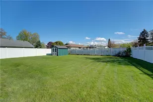 3805 N Hogan Dr, Lorain, OH 44053 - Photo 19