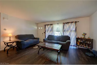 3805 N Hogan Drive, Lorain, OH 44053 - Photo 3