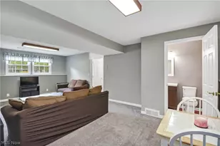 8345 Celianna Dr, Strongsville, OH 44149 - Photo 25