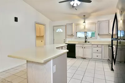 553 Wilcox Road #B, Austintown, OH 44515 - Photo 15