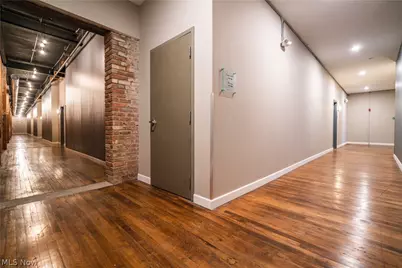 3800 Euclid Avenue #104, Loveland, OH 44115 - Photo 5