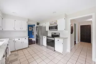10230 New Buffalo Rd, Canfield, OH 44406 - Photo 17