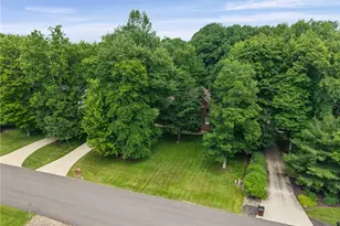 189 Ballantrae Dr, Sagamore Hills, OH 44067 - Photo 41