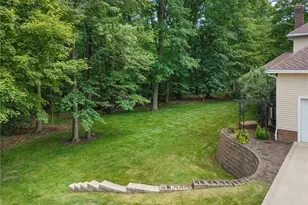 189 Ballantrae Dr, Sagamore Hills, OH 44067 - Photo 39