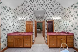 189 Ballantrae Dr, Sagamore Hills, OH 44067 - Photo 17