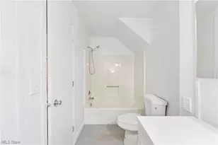 102 California Ave, Elyria, OH 44035 - Photo 17