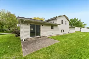 102 California Ave, Elyria, OH 44035 - Photo 5