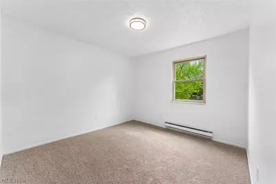 102 California Avenue, Elyria, OH 44035 - Photo 23