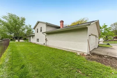 102 California Avenue, Elyria, OH 44035 - Photo 27
