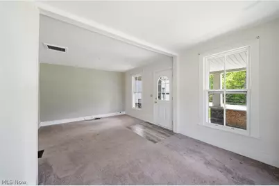 57 W Union Street, Geneva, OH 44041 - Photo 5