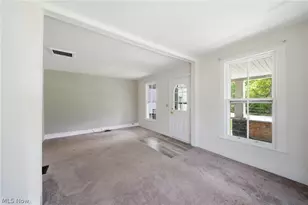 57 W Union St, Geneva, OH 44041 - Photo 5