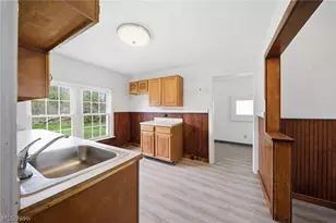 57 W Union St, Geneva, OH 44041 - Photo 9