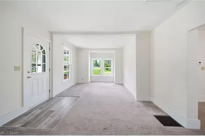 57 W Union Street, Geneva, OH 44041 - Photo 3