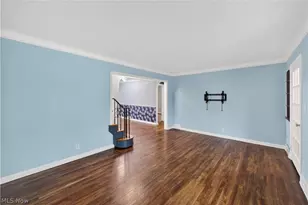 4186 Lambert Rd, South Euclid, OH 44121 - Photo 5