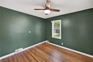 4186 Lambert Rd, South Euclid, OH 44121 - Photo 17