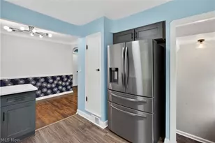 4186 Lambert Rd, South Euclid, OH 44121 - Photo 11