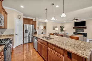 37852 Ashfield Way, North Ridgeville, OH 44039 - Photo 11