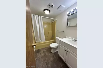 4309 Earl Drive #C6, Steubenville, OH 43952 - Photo 9