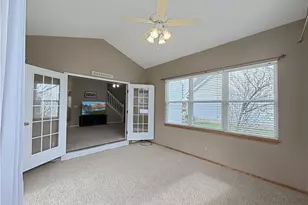 921 Lockwood Rd, Barberton, OH 44203 - Photo 19