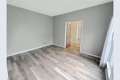 921 Lockwood Road, Barberton, OH 44203 - Photo 9