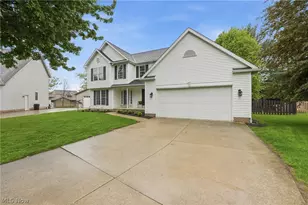 8714 Billendon Cir NW, North Canton, OH 44720 - Photo 3