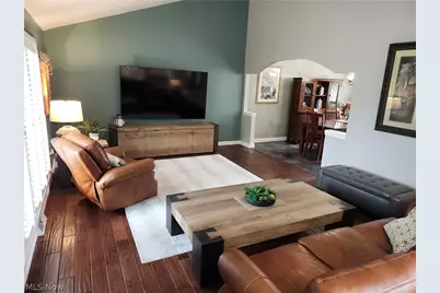7680 Aldersyde Drive, Middleburg Heights, OH 44130 - Photo 21