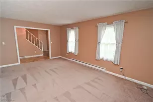 5618 London Dr, Austintown, OH 44515 - Photo 5